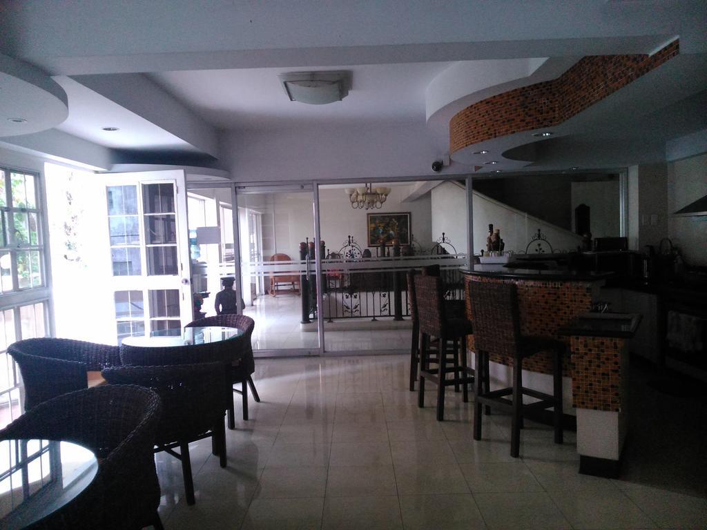 Casa Nicarosa Hotel And Residences Manila Exteriör bild